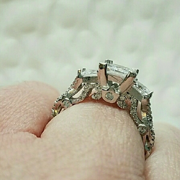 NWOT Vintage Cz Ring Size 5 - Picture 3 of 4
